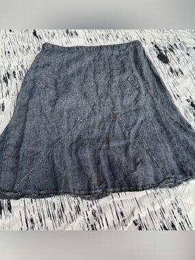 CAbi Denim-Look Chambray A-Line Skirt in Faded Blue Size 2